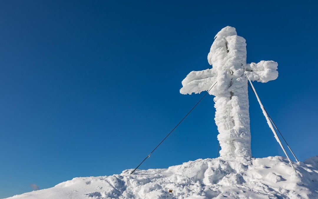 Backcountry Snowmobile Tours Breckenridge ~ Unleash Your Inner Explorer: Snowmobiling…